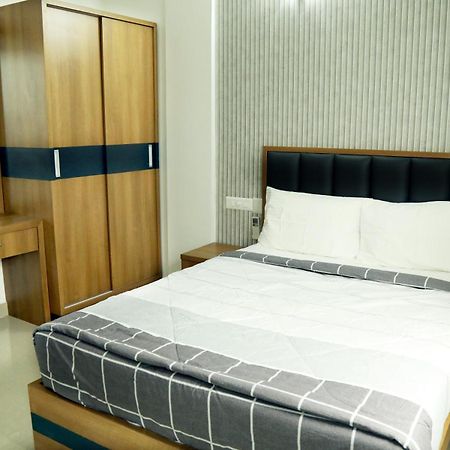 Alite Enclaves Fully Furnished Apartments Thrissur Ngoại thất bức ảnh