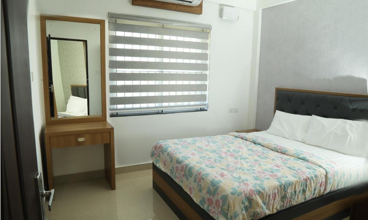 Alite Enclaves Fully Furnished Apartments Thrissur Ngoại thất bức ảnh